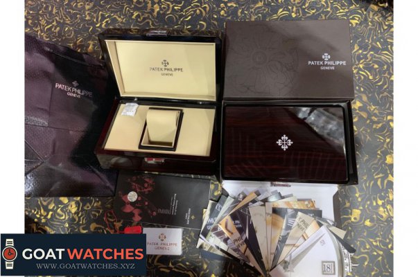 Patek Philippe - Original Big Painted Wooden Box Set