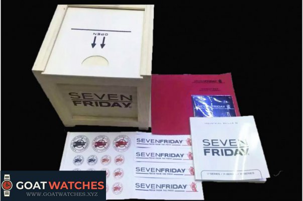 SevenFriday - Original Square Wooden Box Set